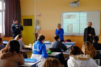 Iconographie - Sensibilisation à la recherche sur la Saint-Laurent au lycée Saint-Clair