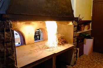 Iconographie - Le Glajou - Les anguilles grillées sur sarment de vigne