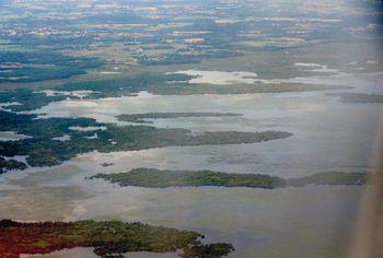 Iconographie - Le lac de Grand-Lieu vu d'avion