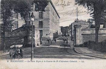 Iconographie - La porte Begon et la caserne du 3e d'infanterie coloniale