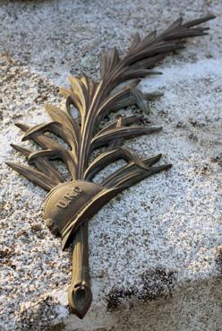 Iconographie - La palme de l'UNC sur une tombe