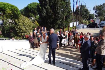 Iconographie - Lâcher de pigeons pour un mariage