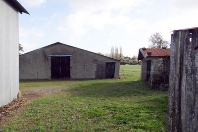 Iconographie - Ferme de Payré - La grange-étable