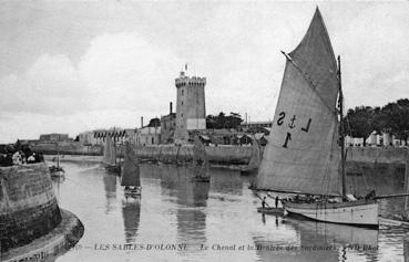 Iconographie - Le chenal et la rentrée des sardiniers