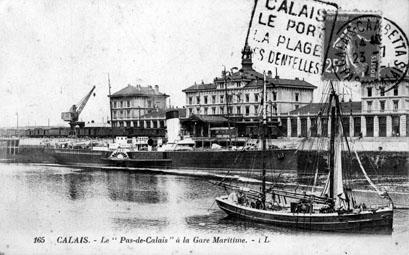 Iconographie - Le "Pas de Calais" à la gare maritime