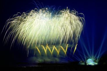 Iconographie - Feux d'artifice de Jacques Couturier au Vendée Globe