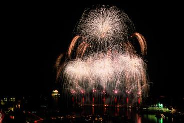 Iconographie - Feux d'artifice de Jacques Couturier pour le mariage du prince de Monaco