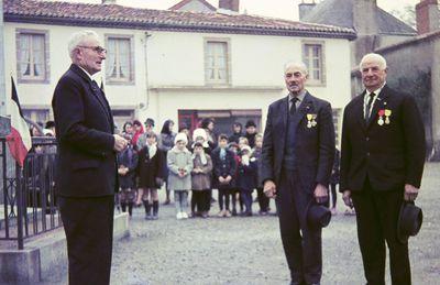 Iconographie - Cérémonie patriotique