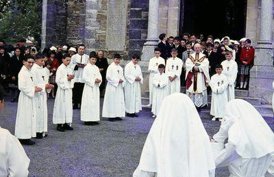 Iconographie - Les communiants de la grande communion