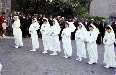 Iconographie - Les communiants de la grande communion