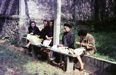 Iconographie - Kermesse locale -Tablée d'anciens