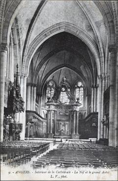 Iconographie - Intérieur de la cathédrale - La nef et le grand autel
