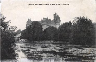 Iconographie - Château de Pierrefonds - Vue prise de la gare