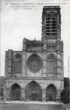 Iconographie - La cathédrale - Façade commencée au XIIe siècle et terminée à la fin du XVe
