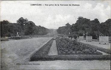 Iconographie - Vue prise de la terrasse du château