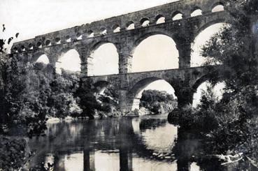 Iconographie - Le pont du Gard