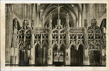 Iconographie - Intérieur de la cathédrale Sainte-Cécile - Détail des sculptures