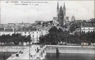 Iconographie - Vue générale prise du pont du Centre vers la cathédrale