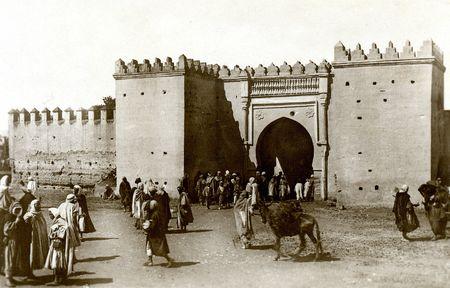Iconographie - Porte des Têtes à Oujda