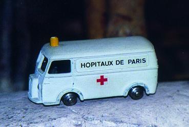 Iconographie - Fourgon Peugeot D4 ambulance miniature Norev