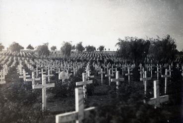 Iconographie - Cimetière militaire