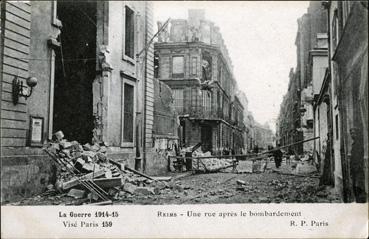 Iconographie - Une rue après le bombardement