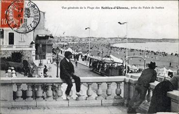 Iconographie - Vue générale de la plage prise du Palais de Justice