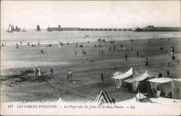 Iconographie - La plage vers les jetées et le deux phares