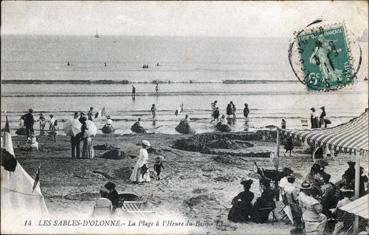 Iconographie - La plage à l'heure du bain