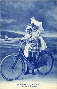 Iconographie - La leçon de bicyclette