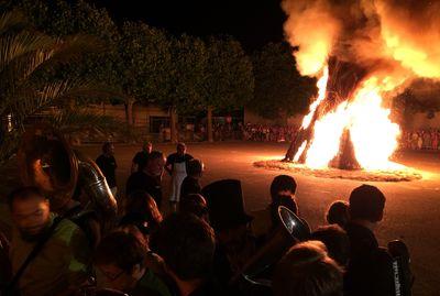 Iconographie - Feux de la Saint-Jean - Le bûcher