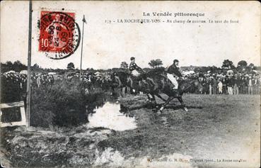 Iconographie - Au champ de courses - Le saut du fossé