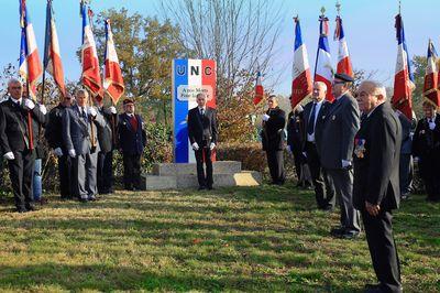 Iconographie - Remise de drapeau à la section UNC Faymoreau-Marillet