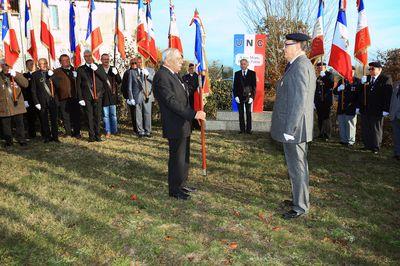 Iconographie - Remise de drapeau à la section UNC Faymoreau-Marillet