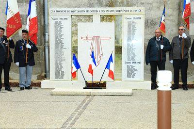 Iconographie - Cérémonie patriotique avec l'UNC 85