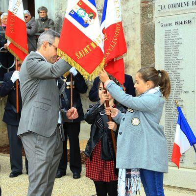 Iconographie - Cérémonie patriotique avec l'UNC 85