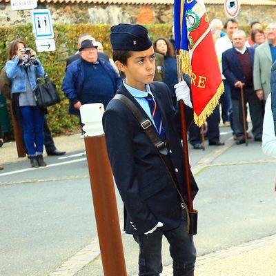 Iconographie - Cérémonie patriotique avec l'UNC 85