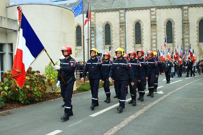 Iconographie - Cérémonie patriotique avec l'UNC 85