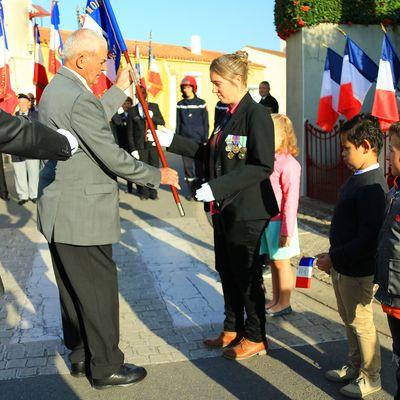 Iconographie - Remise du Drapeau Devoir de Mémoire du Girouard