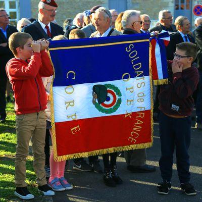 Iconographie - Remise du Drapeau Devoir de Mémoire de Corpe