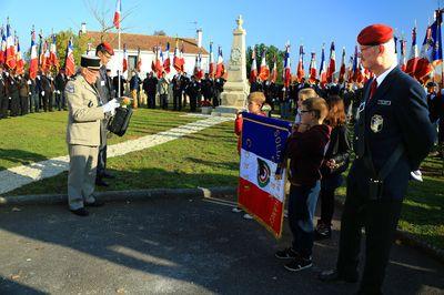 Iconographie - Remise du Drapeau Devoir de Mémoire de Corpe