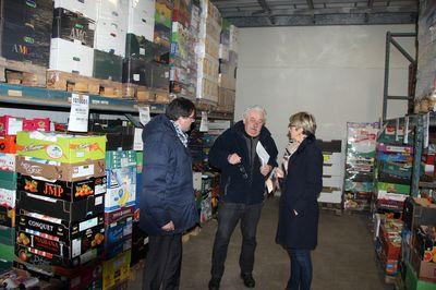 Iconographie - Visite des locaux de la Banque alimentaire