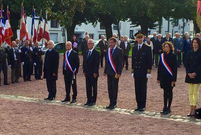 Iconographie - Cérémonie d'hommage aux harkis