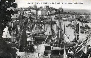 Iconographie - Le grand port au retour des barques