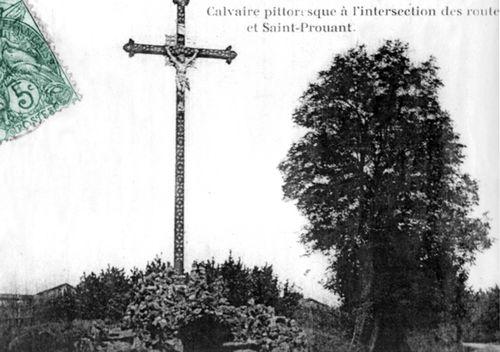 Iconographie - Calvaire pittoresque à l'intersection des routes de Saint-Prouant