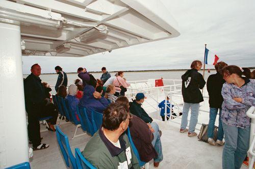 Iconographie - Le pont passagers de l'Amporelle 