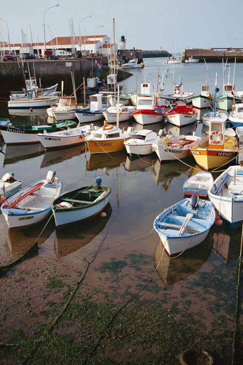 Iconographie - Barques au port