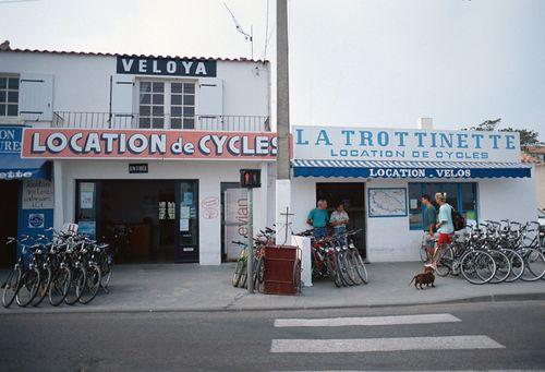 Iconographie - Magasin de location de cycles