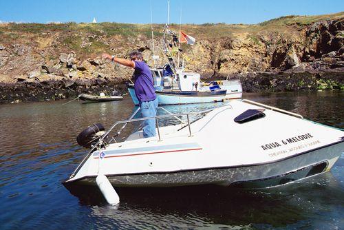 Iconographie - Pêcheur sur un Aqua 6 Melodie