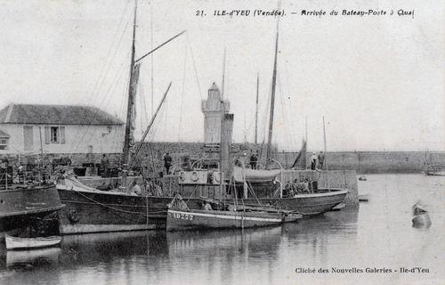 Iconographie - Arrivée du bateau-poste à quai